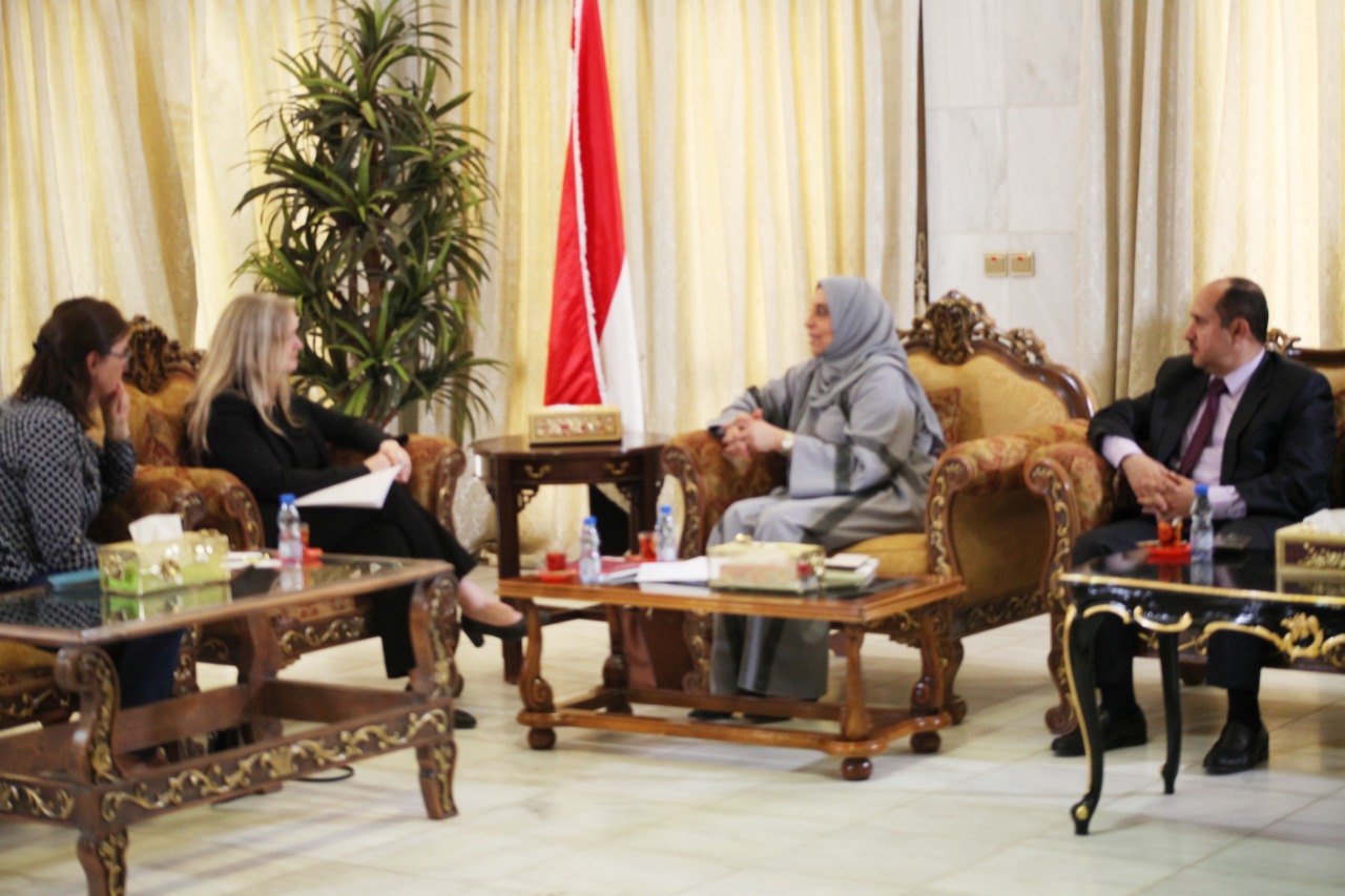 الكمال تبحث مع المبعوث النرويجي للمرأة دعم الاستراتيجية الوطنية للمرأة اليمنية