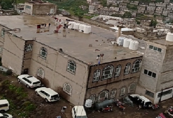 مليشيا الحوثي تقتحم أحد مساجد مدينة إب وتفرض خطيبا له بالقوة