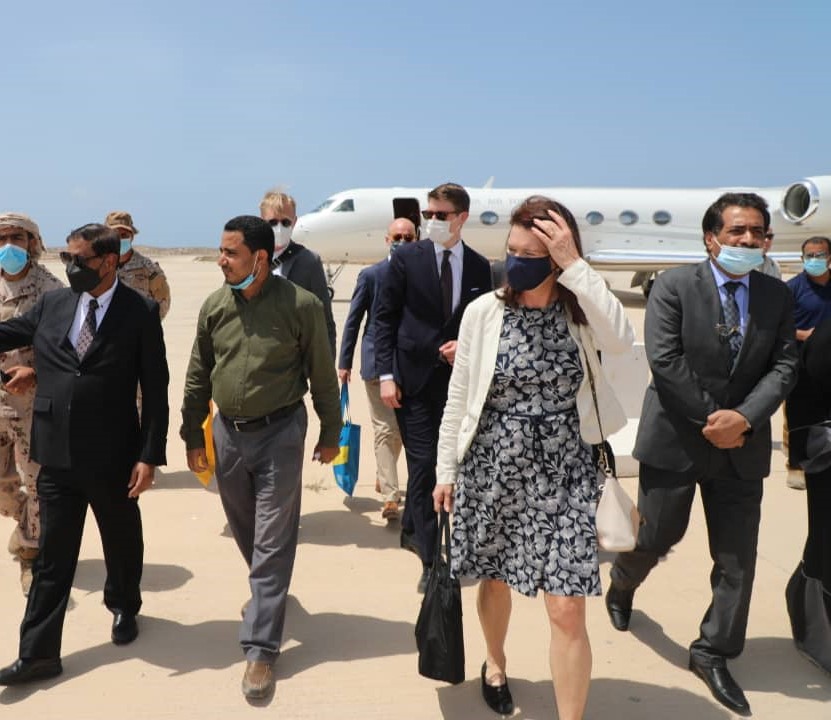 محافظ حضرموت يستقبل وزيرة خارجية السويد