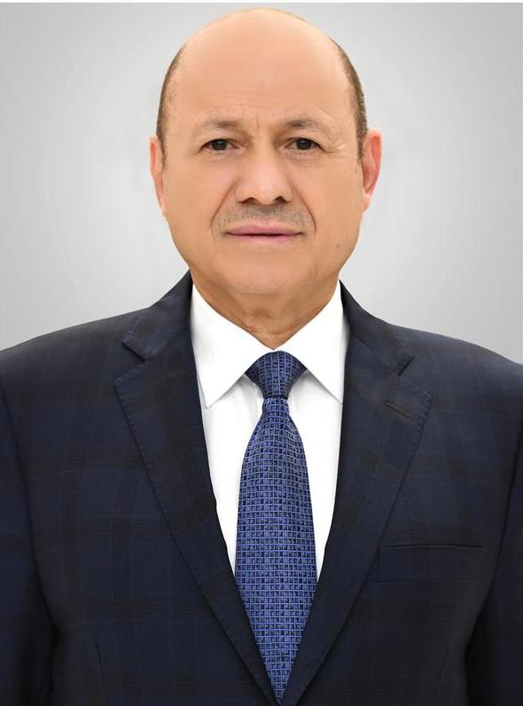الرئيس رشاد العليمي يتبادل التهاني مع عدد من القيادات الوطنية