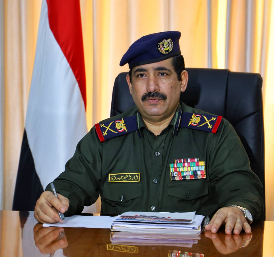 وزير الداخلية يدشن حملة لدعم صمود مأرب