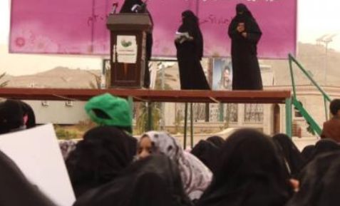 موسم سنوي للنهب والتربح.. مليشيا الحوثي تستفتح ذكرى "المولد النبوي" بنهب مصوغات نساء صنعاء