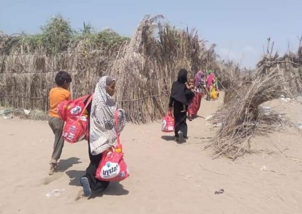 نزوح مستمر لعشرات الأسر اليمنية من مناطق سيطرة الحوثيين