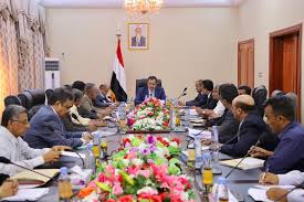عاجل.. الحكومة تعرب عن تقديرها لرفض أبناء عدن الإنتهاكات التي طالت مواطنين أبرياء بدوافع مناطقية 