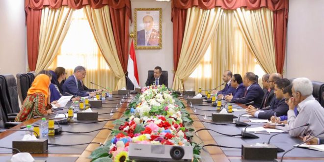 عاجل.. الحكومة الشرعية : ما يحصل في عدن من إنتهاكات لا يمكن التغاضي عن تبعاتها الخطيرة في شق النسيج الإجتماعي وإضعاف جبهة الشرعية والتحالف