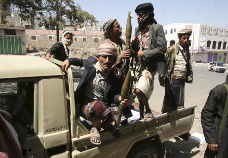 واشنطن تطالب الحوثيين بإبداء حسن النية في المفاوضات وتصف تهديدهم شركات الشحن والنفط بغير المقبول