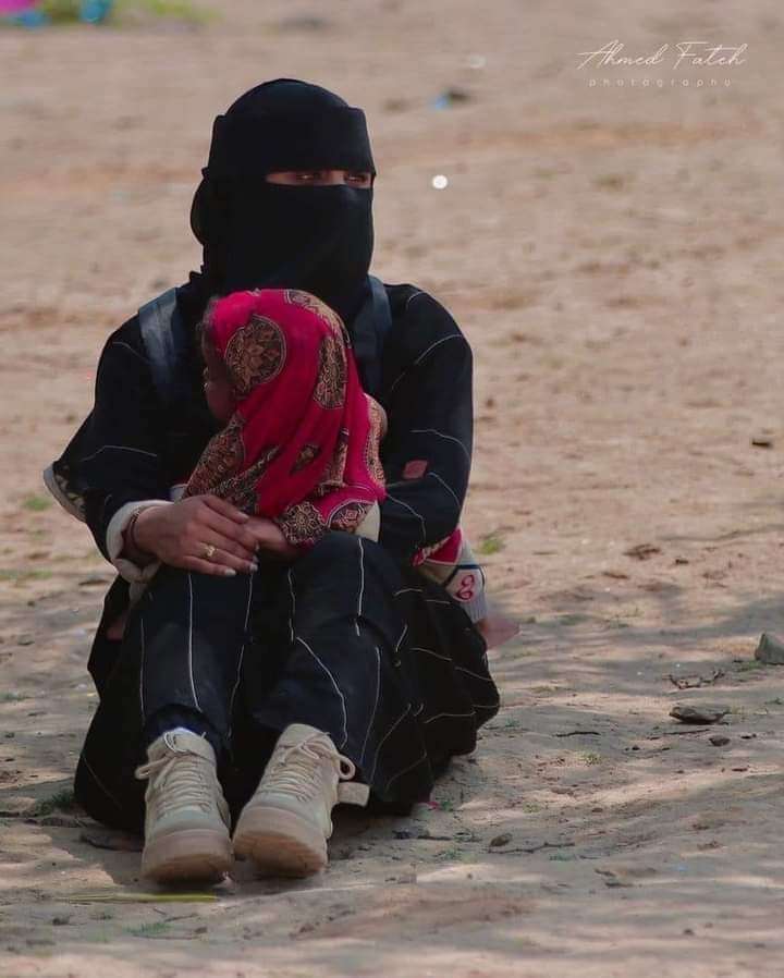أجهزة الأمن بتعز تضبط متهم آخر بقضية ابتزاز الناشطة سارة.