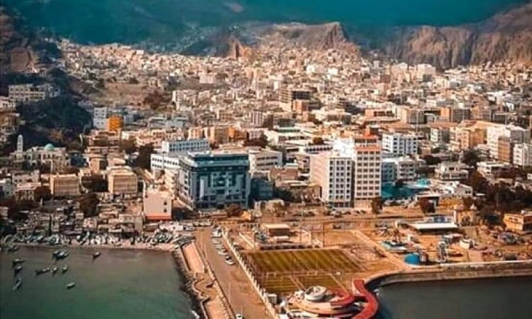 وزير التربية يفتتح روضة الإبداع في عدن