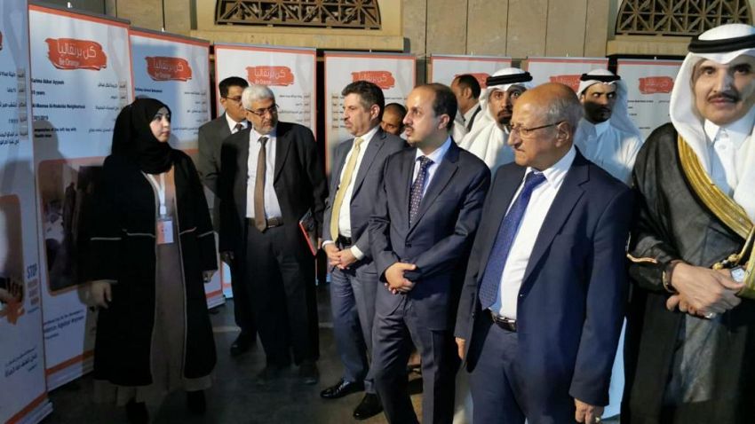 السفارة اليمنية في الرياض تنظم معرضاً فنياً يوضح جرائم الحوثيين بحق المرأة 