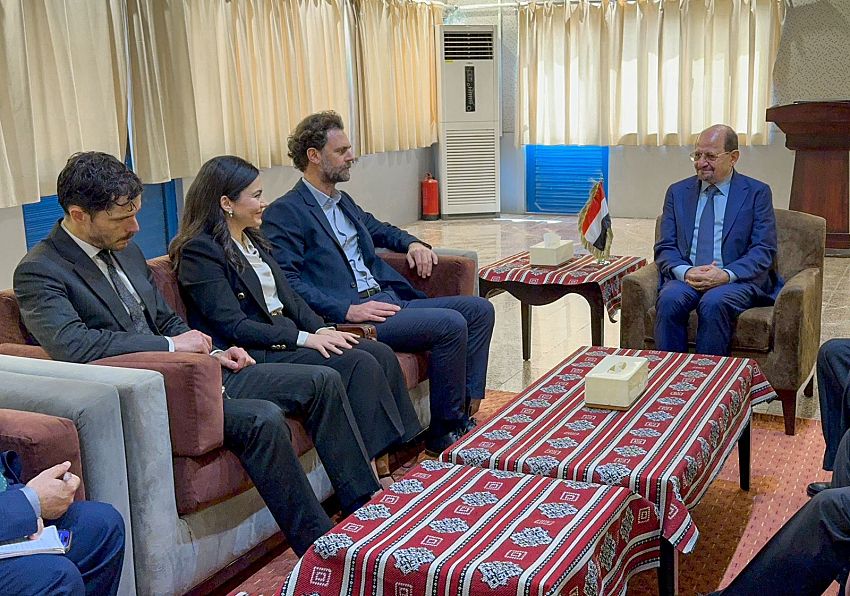 الزنداني يبحث مع مركز الحوار الإنساني مسار تحقيق السلام في اليمن ومجالات التعاون