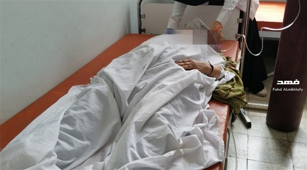 إصابة امرأة برصاص قناص حوثي غربي مدينة تعز