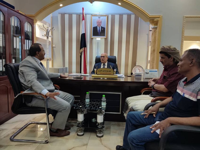 الأغبري يناقش مع السوادي أوضاع واحتياجات محافظة البيضاء