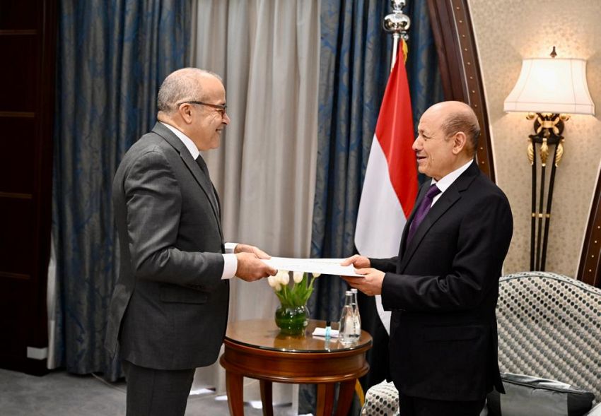 الرئيس العليمي يتلقى دعوة من الرئيس الجزائري لحضور القمة العربية