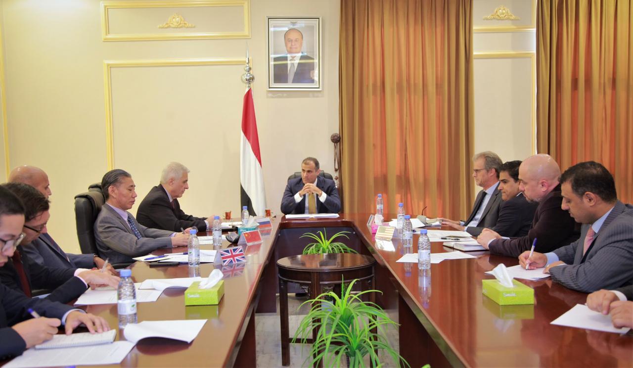 وزير الخارجية يلتقي سفراء مجموعة الدول الخمس دائمة العضوية في مجلس الامن
