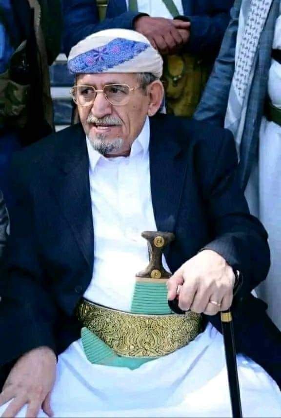 رئيس مجلس الشورى يقدم واجب العزاء في وفاة عضو المجلس الشيخ صادق الأحمر