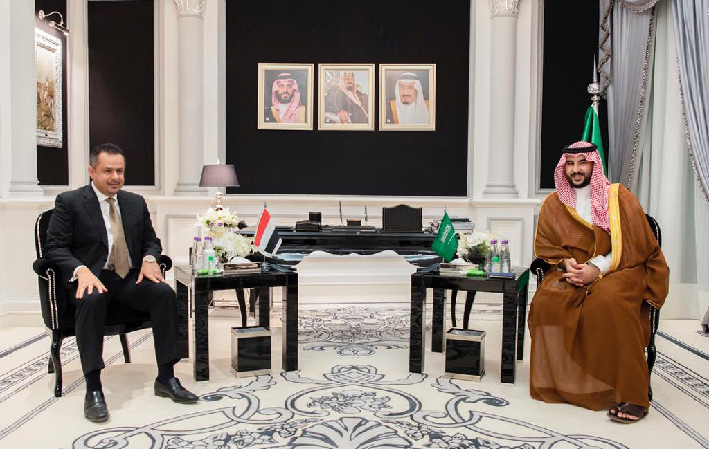 رئيس الوزراء يطلع نائب وزير الدفاع السعودي على جهود الحكومة في التعامل مع التحديات القائمة 