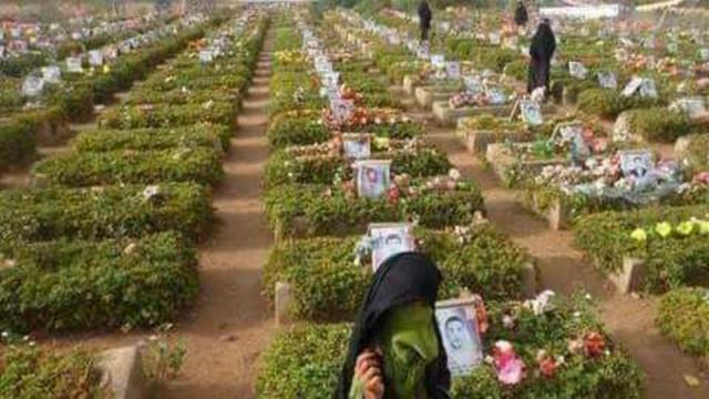 شاهد.. الحوثيون يحولون جامعة ذمار إلى مقبرة (صورة + تفاصيل)