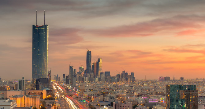 العكبري يشارك في افتتاح المؤتمر الدولي للتعليم في الرياض