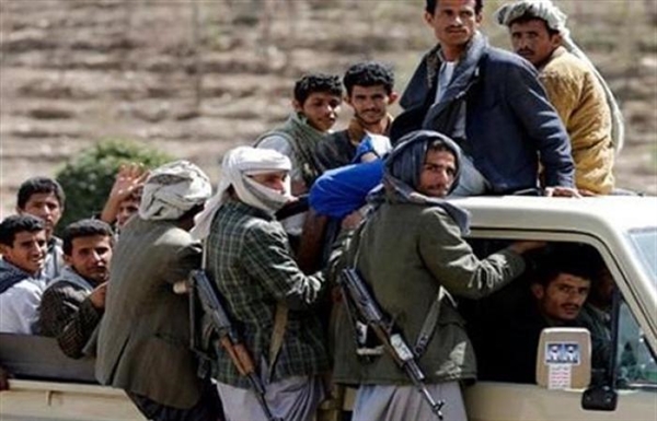 إب .. مصرع مسلح حوثي في خلافات داخلية بين عناصر المليشيا