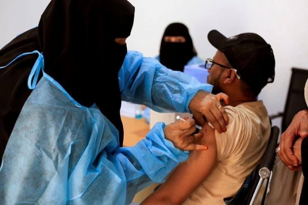 خلال مؤتمر دولي.. اليمن يطالب بتوزيع عادل للقاحات كورونا