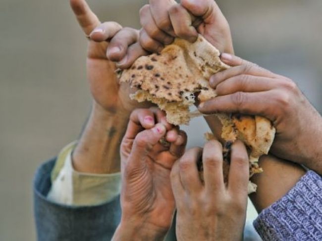المجاعة ونقص الغذاء تهدد ملايين اليمنيين والامم المتحدة تدق ناقوس الخطر 