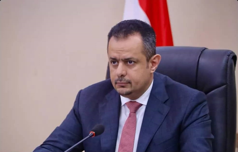 رئيس الوزراء يشدد على ضرورة الانتقال من الاستثمارات الاستهلاكية الى الاستثمارات الانتاجية والاستراتيجية