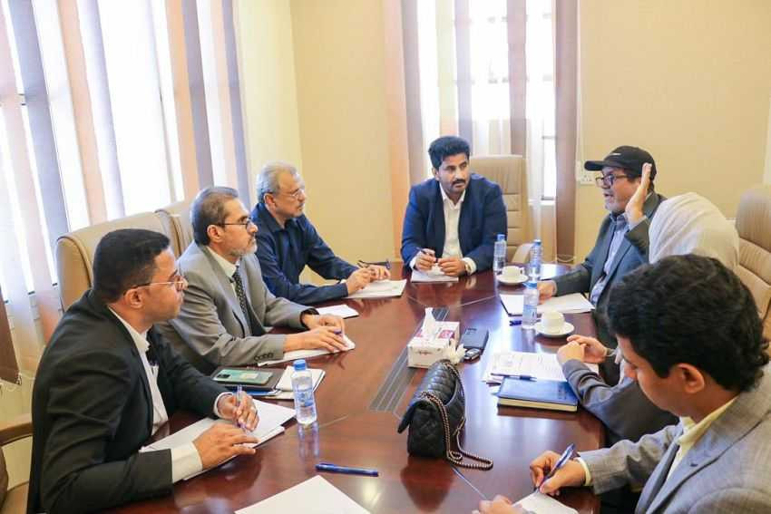 اجتماع بعدن يناقش مستوى تنفيذ المشاريع التابعة لهيئة