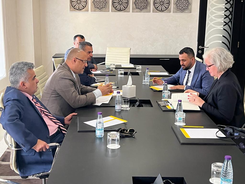وزير التخطيط يبحث مع مديرة الوكالة الأمريكية المشاريع التنموية وتعزيز العمل المشترك