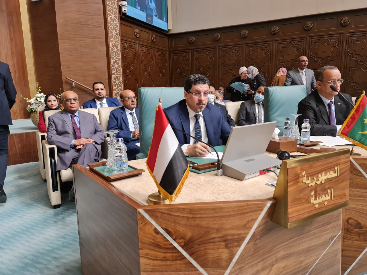 وزير الخارجية يؤكد قيام مليشيا الحوثي بإجراءات تهدف لتغيير طبيعة المجتمع اليمني 