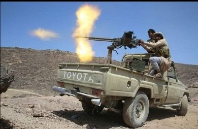 قوات الجيش تستهدف تعزيزات لمليشيا الحوثي في الضالع قادمة من إب