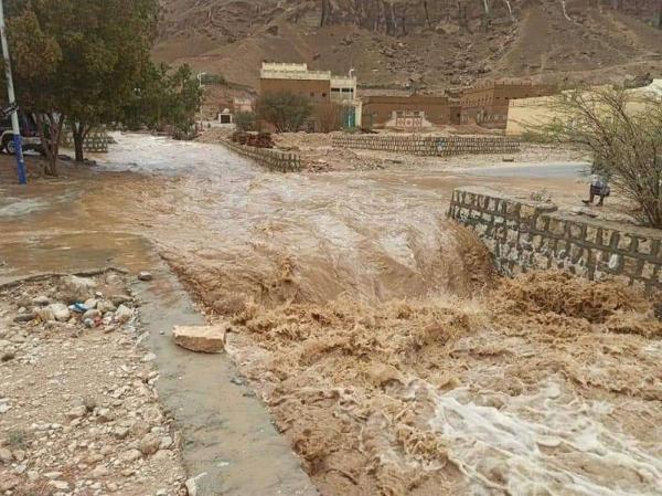 وفاة مسن يمني جرفته السيول في ذمار