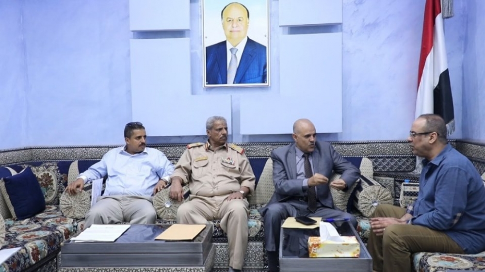 نائب رئيس الوزراء وزير الداخلية يطلع على مستجدات الأوضاع في محافظتي لحج وتعز 
