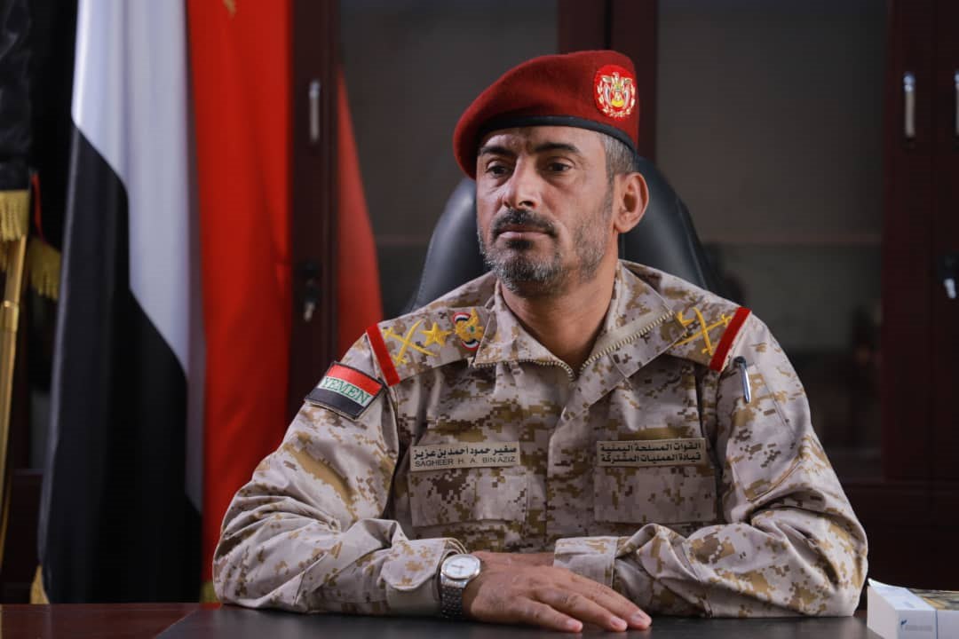 رئيس الأركان يعقد اجتماعًا موسعًا بهيئة العمليات في المناطق العسكرية