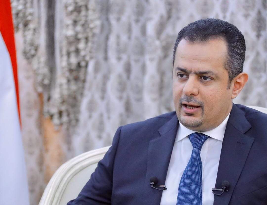 رئيس الوزراء : الحكومة اتخذت القرار الذي يحقق المصلحة الوطنية والشعب يقف معها في جهود إصلاح المؤسسات
