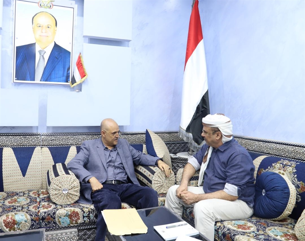 الحكومة تطالب لجنة تقصي انتهاكات مليشيا الحشد الشعبي في تعز بسرعة تقديم تقريرها