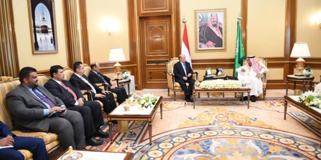 الرئيس هادي: أيادي المشروع الإيراني في الشمال والجنوب تهدف إلى زعزعة أمن المنطقة