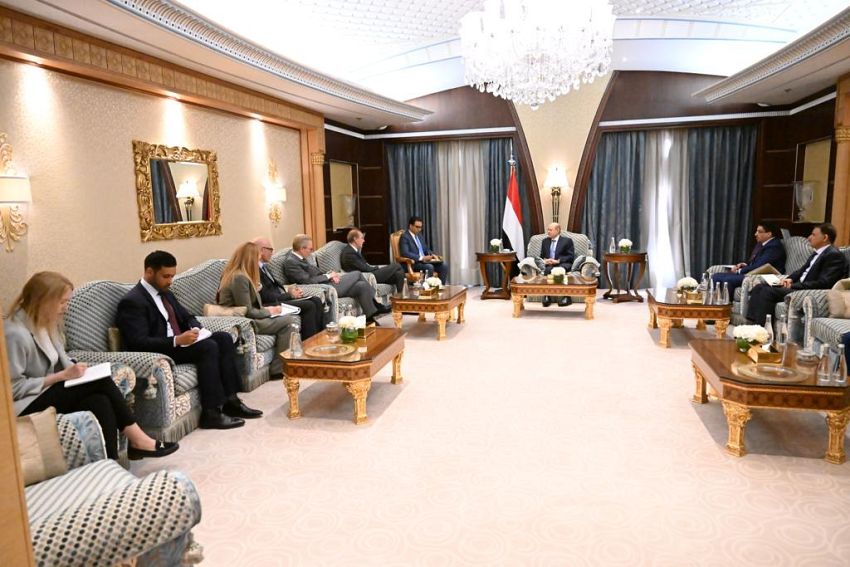 رئيس مجلس القيادة الرئاسي يستقبل وفداً اوروبياً