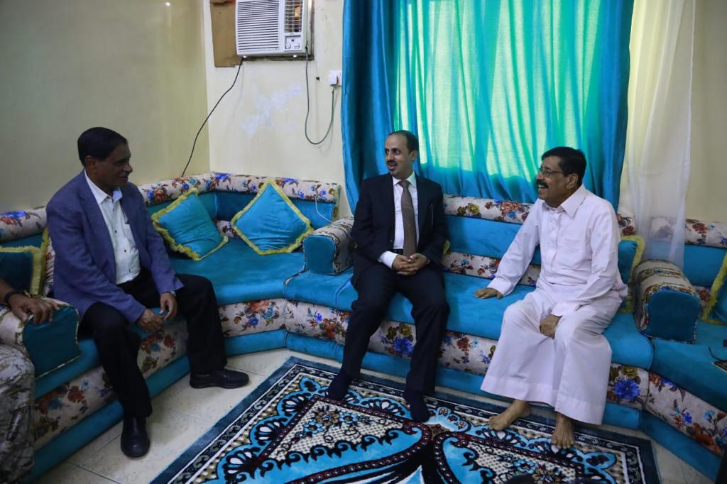 وزير الاعلام ومحافظ حضرموت يزوران الأديب باعامر والصحفي الثعالبي والشاعر الكالف