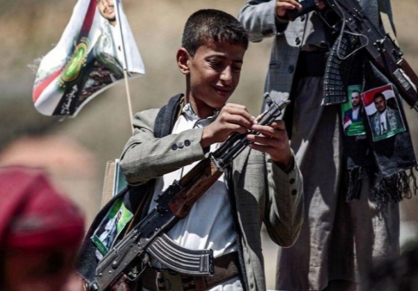 رايتس ووتش: الحوثيون يستغلون حرب إسرائيل على غزة لتجنيد الأطفال واستخدامهم في القتال داخل اليمن