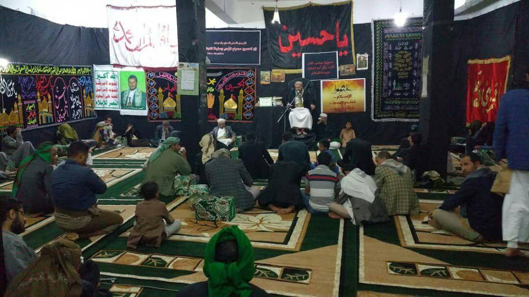 شاهد .. طقوس طائفية للحوثيين في قلب صنعاء