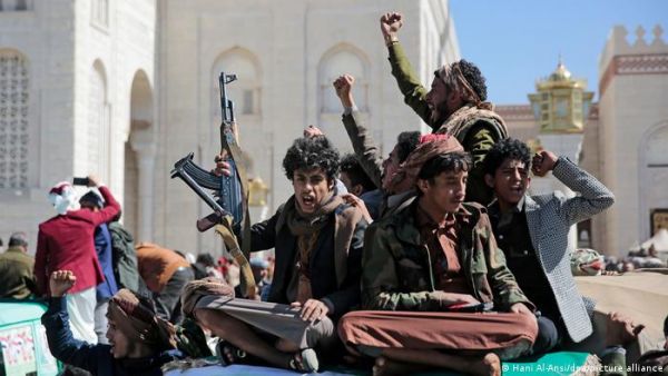 مليشيات الحوثي تشن حملة إختطافات في صنعاء بحجة الإنتماء لـ"داعش"