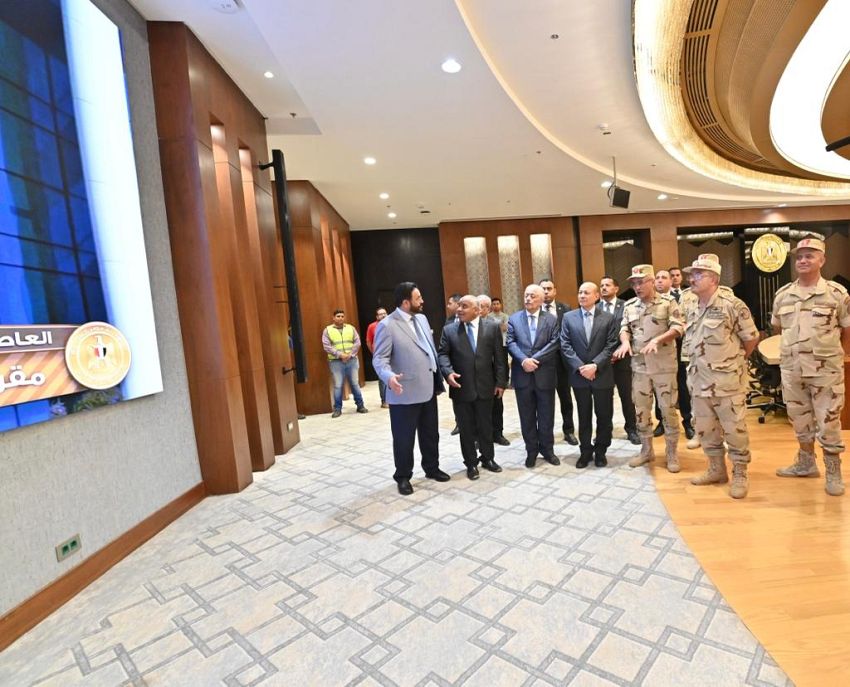 رئيس واعضاء مجلس القيادة يزورون العاصمة الإدارية المصرية
