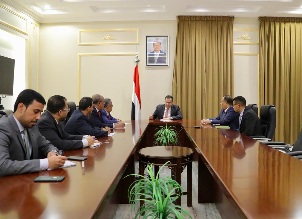 الدكتور معين عبدالملك يلتقي المجلس الانتقالي في مستهل المشاورات لتشكيل الحكومة الجديدة