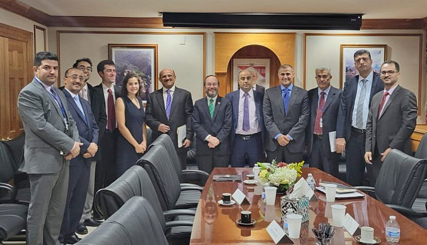 وزير المالية ومحافظ البنك المركزي يبحثان مع مسؤول في الخزانة الأمريكية تعزيز التعاون الثنائي