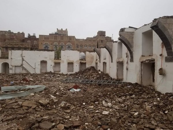 وزارة الأوقاف تدين هدم مليشيات الحوثي مسجد النهرين التاريخي في صنعاء