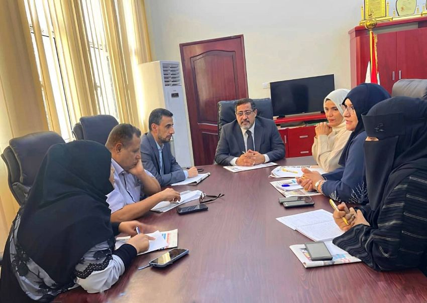 وزير العدل يلتقي فريق مشروع وصول النساء للخدمات التابع لاتحاد نساء اليمن