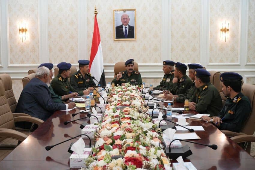 وزير الداخلية يرأس اجتماعاً لمناقشة الميزانية التشغيلية للعام 2023