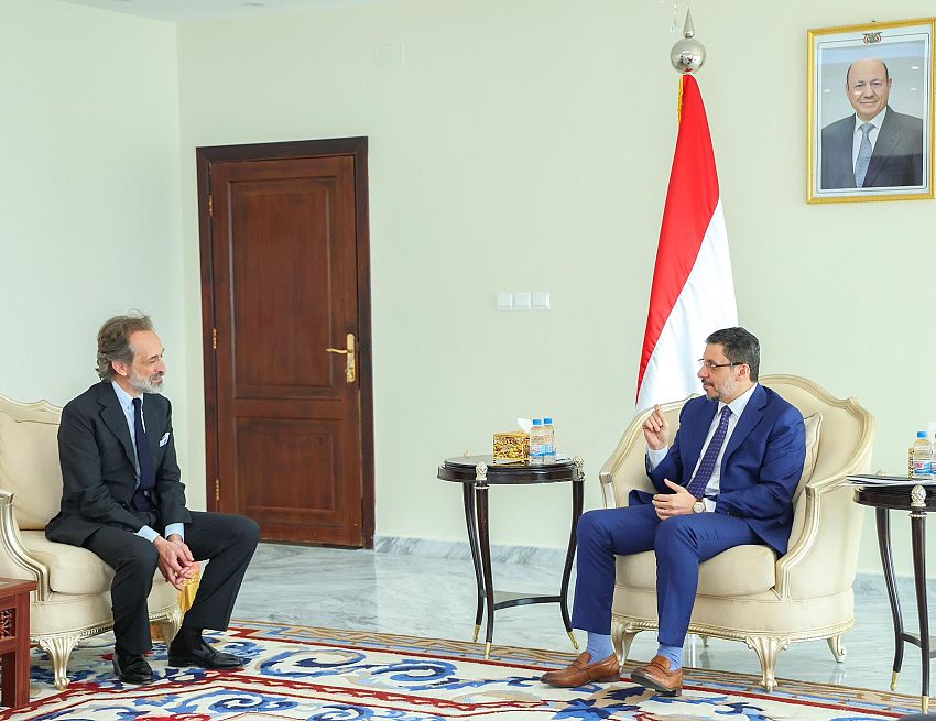 رئيس الوزراء يؤكد الحرص على تسهيل عمل المنظمات الإنسانية ووصول المساعدات الى كافة المناطق اليمنية