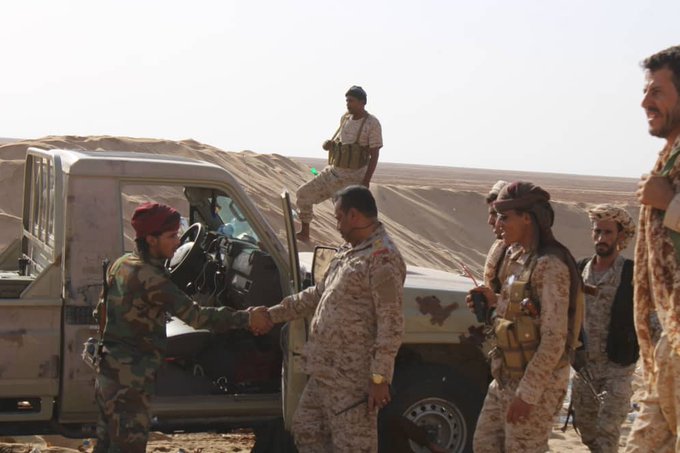 اللواء سجّاف يتفقد أبطال الجيش في جبهات القتال بمحافظة الجوف