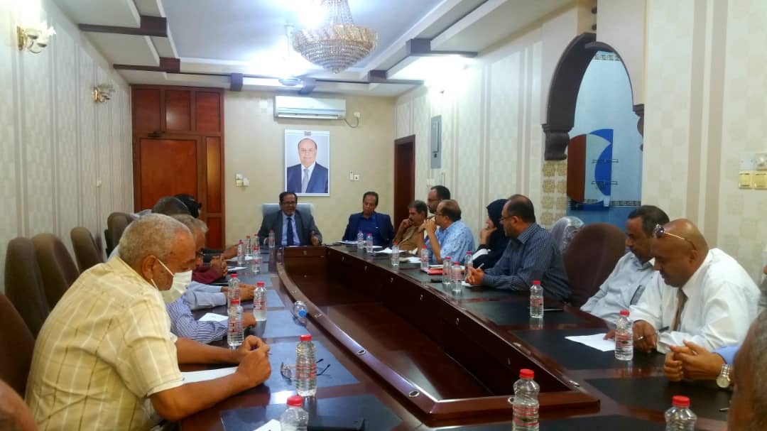 رئيس الهيئة العامة للطيران المدني والأرصاد يترأس اجتماعا للوكلاء المساعدين ومدراء العموم  في ديوان الهيئه عدن 